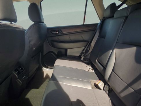 Used 2019 Subaru Outback 2.5i Limited image 11