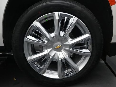 Used 2023 Chevrolet Tahoe High Country AWD/4WD image 20