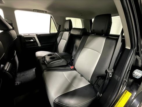 Used 2019 Toyota 4Runner SR5 Premium image 26