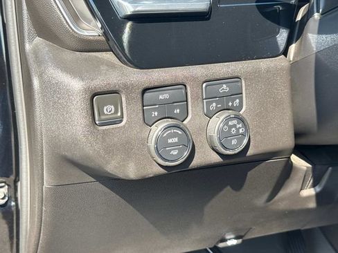 Used 2024 Chevrolet Silverado 1500 RST w/ Dark Appearance Package AWD/4WD image 32