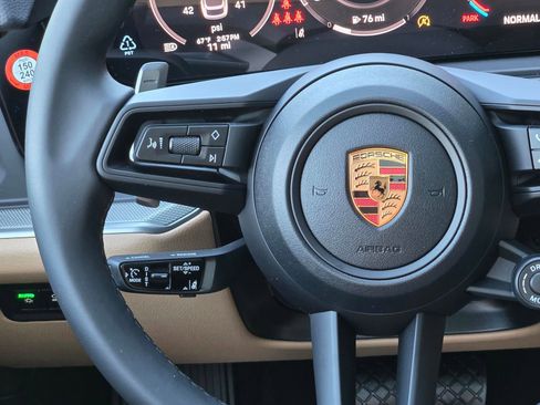 New 2026 Porsche Cayenne Coupe AWD/4WD image 18