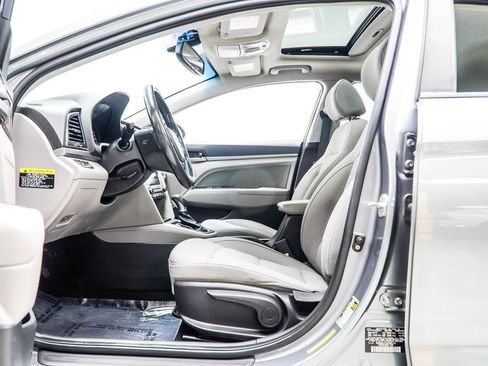 Used 2018 Hyundai Elantra Value Edition FWD image 35