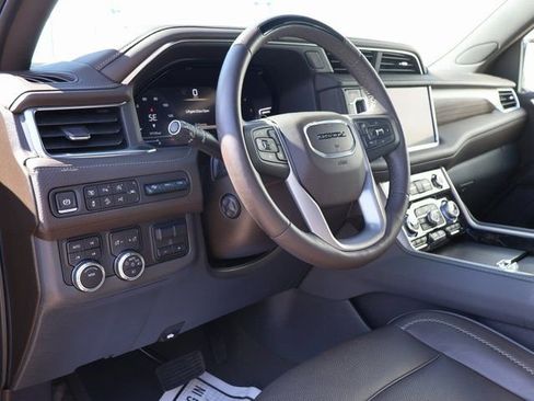 Certified 2024 GMC Yukon Denali w/ Advanced Technology Package AWD/4WD image 28