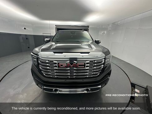 Used 2022 GMC Sierra 1500 Denali image 9