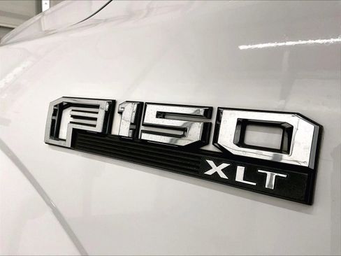 Used 2016 Ford F150 XLT image 14