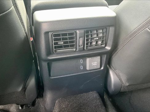Used 2025 Toyota 4Runner TRD Off-Road Premium AWD/4WD image 18