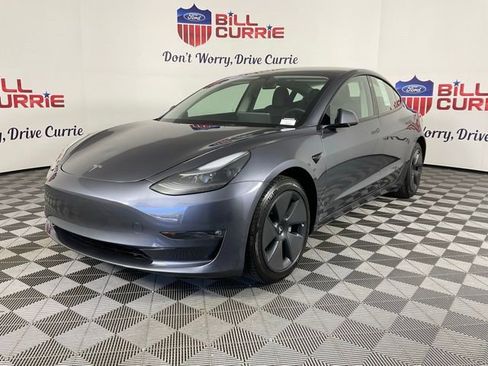 Used 2023 Tesla Model 3 Standard Range image 7
