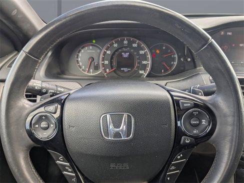 Used 2016 Honda Accord Sport image 26