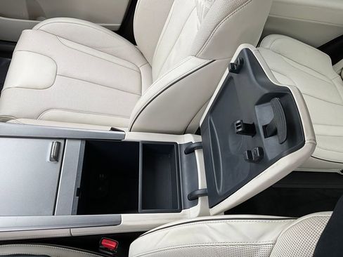 Used 2020 Hyundai Palisade Limited image 35