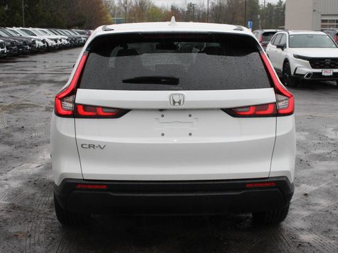 Used 2025 Honda CR-V EX image 6