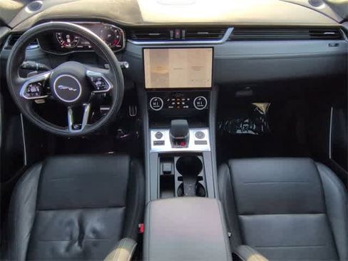 Used 2024 Jaguar F-PACE SVR image 14