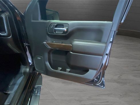 Used 2019 GMC Sierra 1500 SLT w/ SLT Premium Plus Package image 21