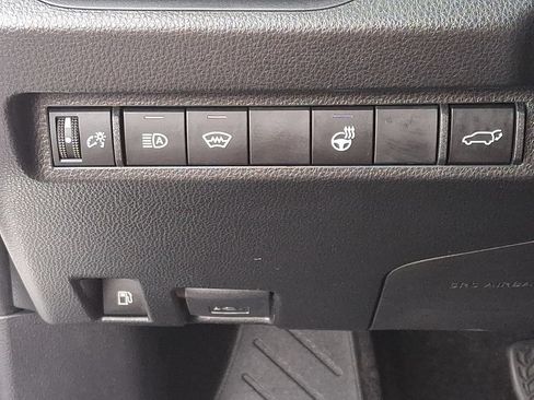 Used 2023 Toyota RAV4 XLE w/ Convenience Package AWD/4WD image 26