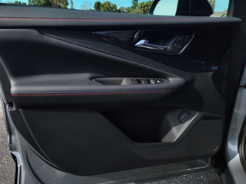 New 2026 Chevrolet Blazer EV RS image 17