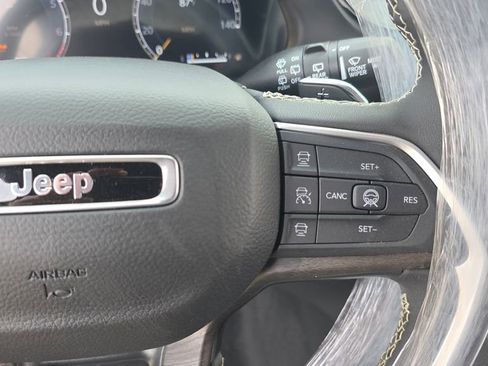 New 2026 Jeep Grand Cherokee L Limited AWD/4WD image 15