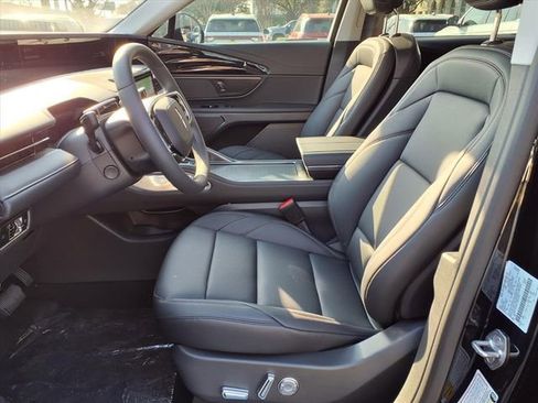 New 2026 Lincoln Nautilus Premier image 7