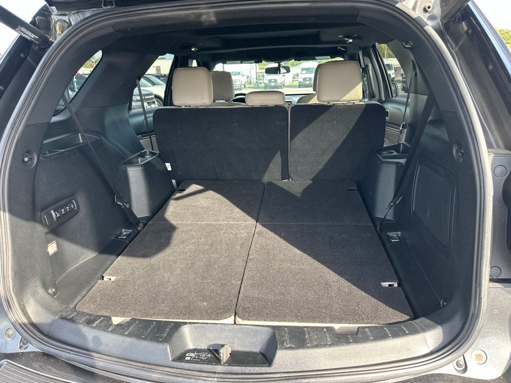 Used 2019 Ford Explorer Limited w/ Class III Trailer Tow Package AWD/4WD image 9