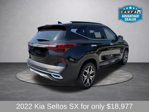 Used 2022 Kia Seltos SX AWD/4WD image 3