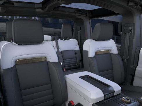 New 2025 GMC Hummer EV 3X w/ Extreme Off-Road Package image 38