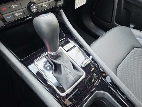 New 2026 Jeep Compass Latitude AWD/4WD image 25