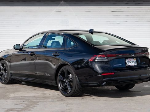 Used 2024 Honda Accord Sport image 8