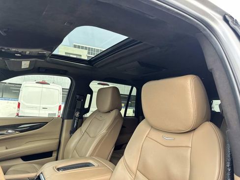 Used 2018 Cadillac Escalade Platinum image 20