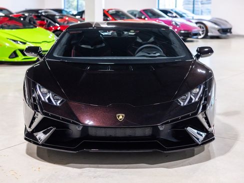 Used 2024 Lamborghini Huracan Tecnica RWD image 11