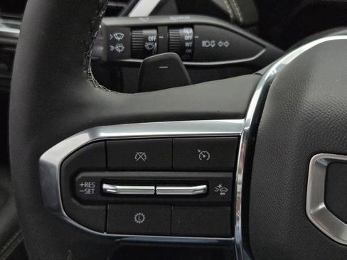 New 2026 GMC Yukon Elevation image 14