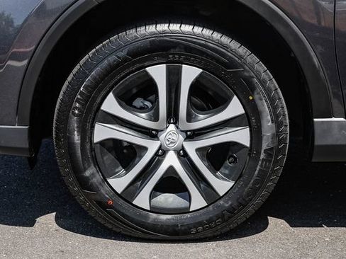 Used 2018 Toyota RAV4 LE w/ All Weather Liner Package FWD image 11