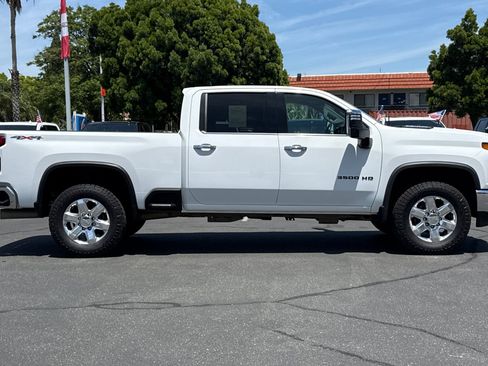 Used 2020 Chevrolet Silverado 3500 LTZ w/ LTZ Plus Package AWD/4WD image 3