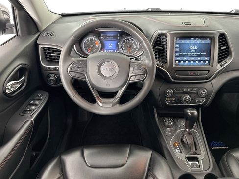 Used 2022 Jeep Cherokee Trailhawk AWD/4WD image 21