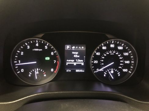 Used 2018 Hyundai Elantra SEL image 24