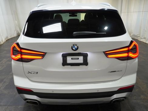 Used 2022 BMW X3 xDrive30i w/ Premium Package image 4