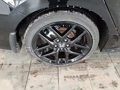 Certified 2025 Honda Civic Sport image 9