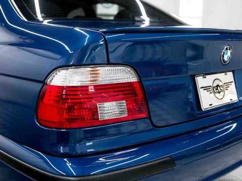 Used 2001 BMW M5 RWD image 24