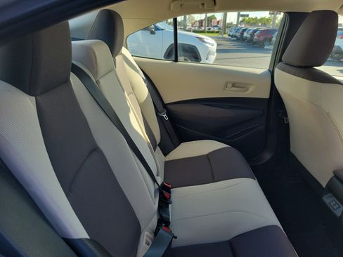 Used 2025 Toyota Corolla LE image 15