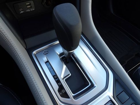 Used 2024 Subaru Forester Premium image 23