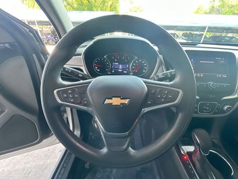 Used 2022 Chevrolet Equinox LT AWD/4WD image 15