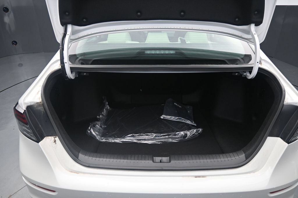 Used 2026 Honda Accord SE image 15