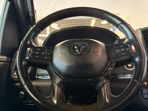 Used 2022 RAM 1500 Limited w/ Body Color Bumper Group AWD/4WD image 25