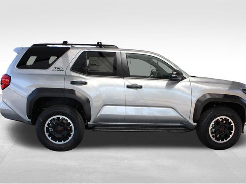 New 2026 Toyota 4Runner 4WD image 17