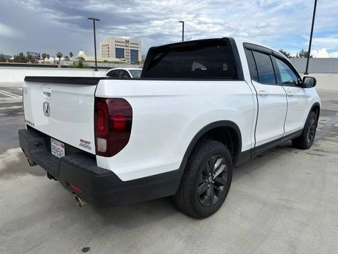 Used 2023 Honda Ridgeline Sport image 2