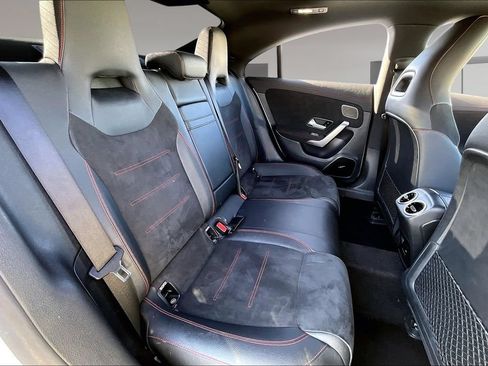 Used 2023 Mercedes-Benz CLA 250 image 23