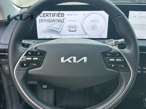 Certified 2024 Kia EV6 Light RWD image 25
