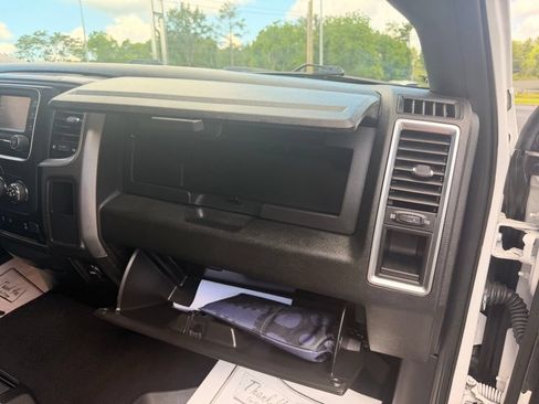 Used 2024 RAM 1500 Warlock AWD/4WD image 37