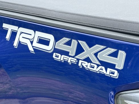 Used 2023 Toyota Tacoma TRD Off-Road w/ Black Out Package (TMS) AWD/4WD image 21