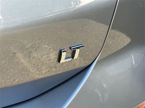 Used 2024 Chevrolet Equinox LT image 30