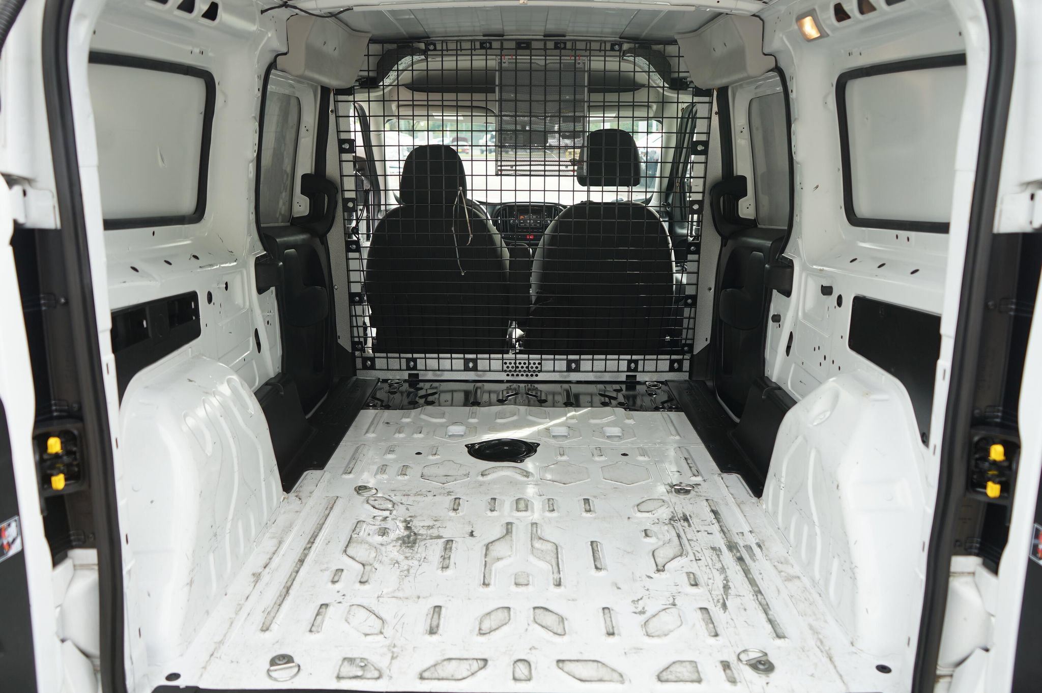Used 2022 RAM ProMaster City Tradesman FWD image 9
