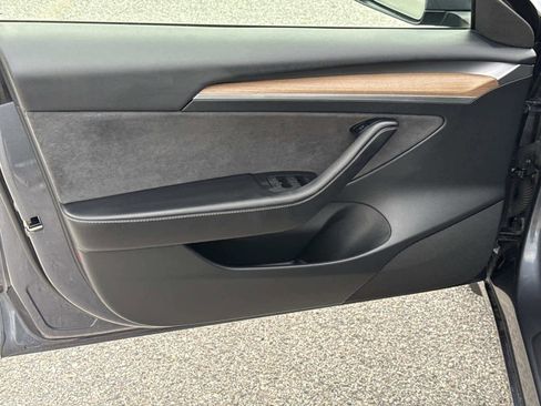 Used 2023 Tesla Model 3 Standard Range RWD image 26