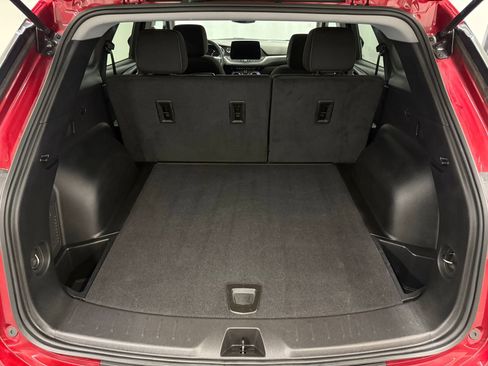 Used 2025 Chevrolet Blazer LT image 5